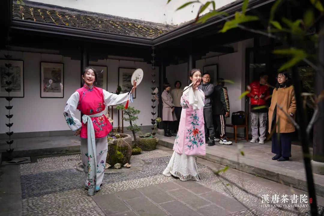 杭州茶書院?jiǎn)⒛?| 當(dāng)代「韓熙載夜宴」，復(fù)現(xiàn)中國(guó)文人雅趣生活插圖8
