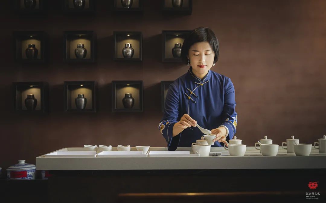 茶品牌體驗(yàn)空間巡禮第八輯 | 和運(yùn)的茶營(yíng)銷(xiāo)道場(chǎng)插圖2