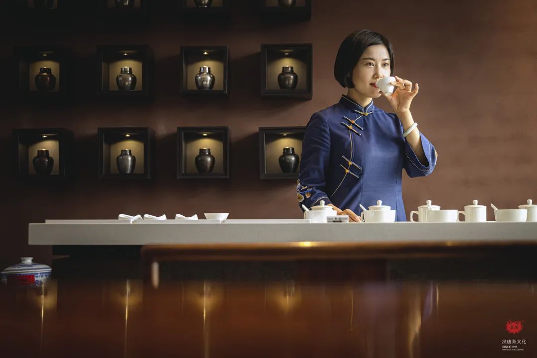 茶品牌體驗(yàn)空間巡禮第八輯 | 和運(yùn)的茶營(yíng)銷(xiāo)道場(chǎng)插圖3